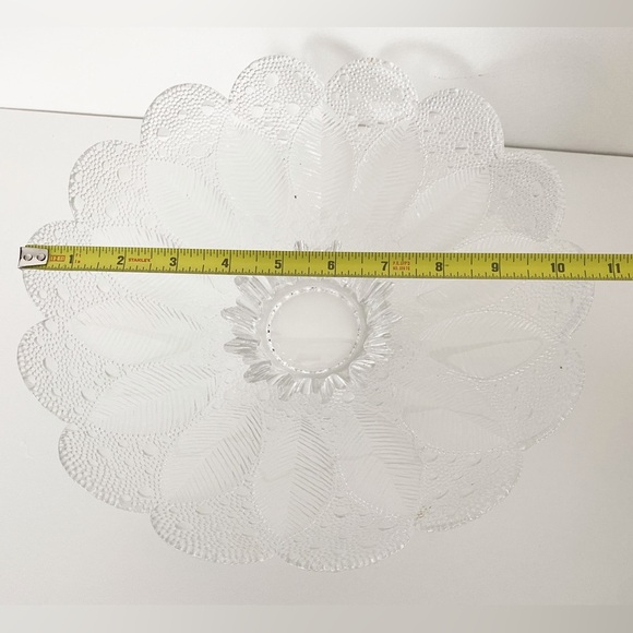 Vintage Lausitzer Germany Cristal Scalloped Bowl - 10.75” Diameter - Picture 3 of 6